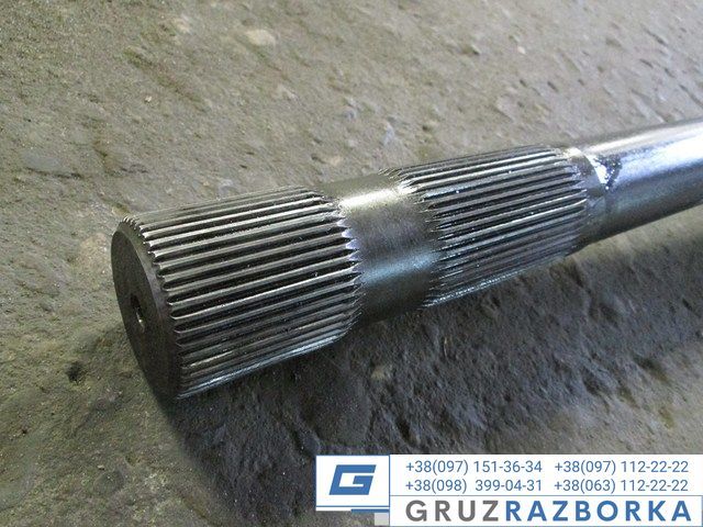 Полуось лев. Renault DXI 950 мм 46 шлицов Артикул 7420836831