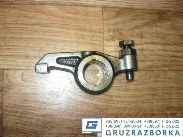 Коромысло выпускного клапана DAF EURO3 Артикул 1369066